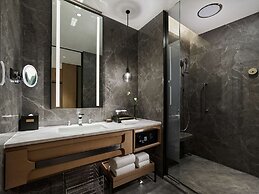 DoubleTree by Hilton Chengdu Riverside - Close to Panda Base and Cheng