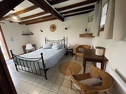 Maison d'hôtes Ourdeaux et gîte Chez Rouchon