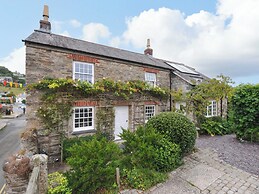 Island House