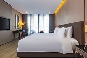 Le Sands Oceanfront Danang Hotel