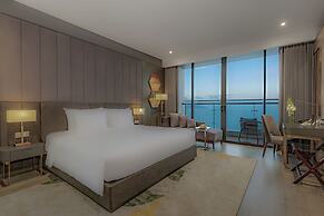 Le Sands Oceanfront Danang Hotel