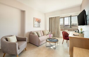 M City Hotel
