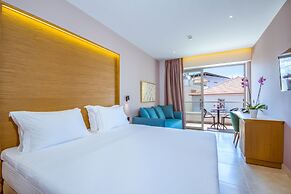 M City Hotel