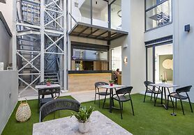 M City Hotel