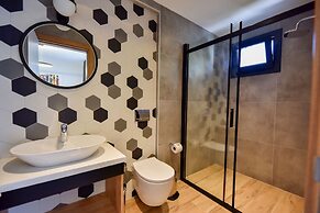 Avilia Suites