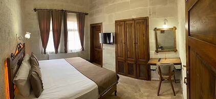 Zuwinasa House Hotel