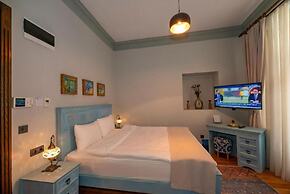 Opera Suites Okanli
