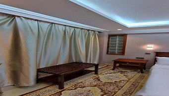 Decale Palace Hotel