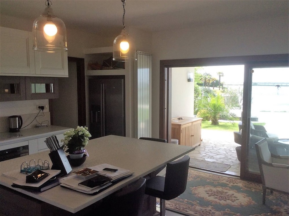 Beautiful Villa With Private Pool by Beahost