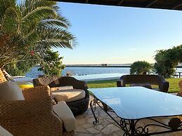 Beautiful Villa With Private Pool by Beahost