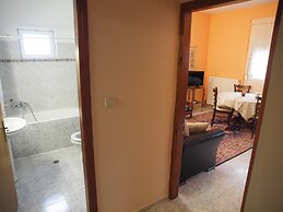 Charming Trikala Apartment With Garden & Central Heating