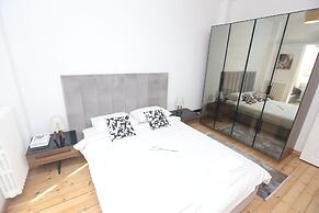 Luxury 4+1 Apt @ Nisantasi