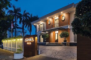 Artotel Casa Hang Tuah