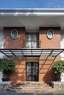 Artotel Casa Hang Tuah