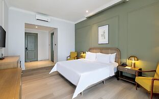 Artotel Casa Hang Tuah