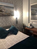 Springfield Hotel