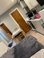 Stunning 1-bed Apartment in Bracknell
