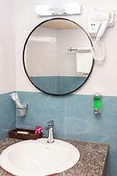 Hotel Airport Deepshree