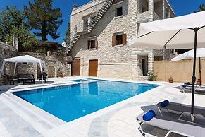 Peacefull Stone-Built Villa