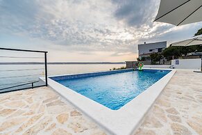 Luxury Villa Solis
