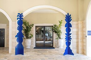 Hotel Botanica- Limited Edition By Fattal