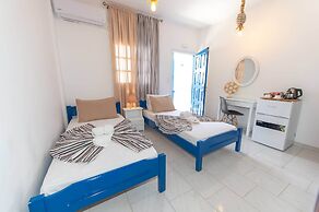 Lunar Santorini Hotel