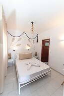 Lunar Santorini Hotel