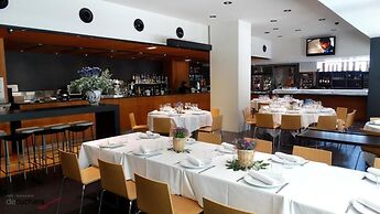 Blu Hotel Almansa