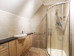 1 The Coach House