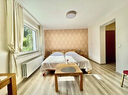 AM BERG Hotel