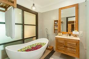 Manah Shanti Suites by GenuineHost