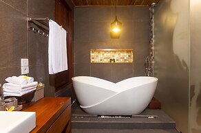 Manah Shanti Suites by GenuineHost