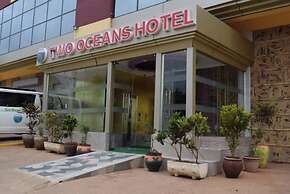 Two Oceans Hotel-Voi