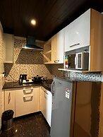 Yuhi Suites