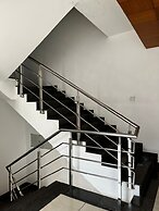 Yuhi Suites