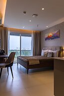 AR Suites Jewels Royale