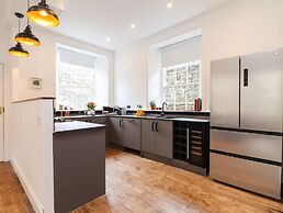 1 Regents Mews
