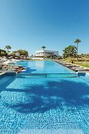 So White Beach Resort