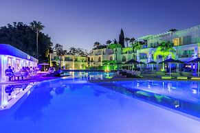 So White Beach Resort