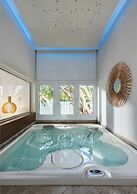So White Beach Resort