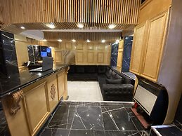 Ganj Hotel