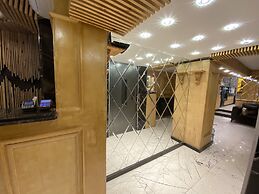 Ganj Hotel