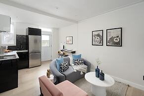 François-Denis Apartments