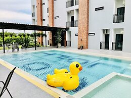 Loft 202 Hotel