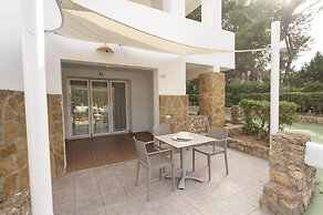 Apartamentos Blanco Sol
