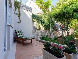 Apartments Ankora