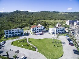 Ye-Lin Villa