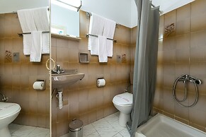 ROY Hotel