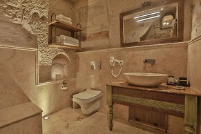 Sah Saray Cave Suites Halal Hotel