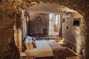 Sah Saray Cave Suites Halal Hotel